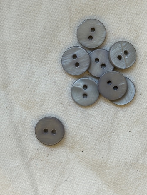 Perlemorsknapper-Fv. 27 Grå-12 mm