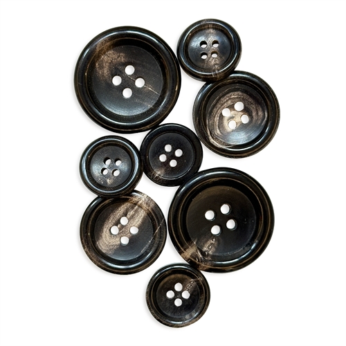 Blank hornknap med 4 huller 15 - 20 og 25 mm